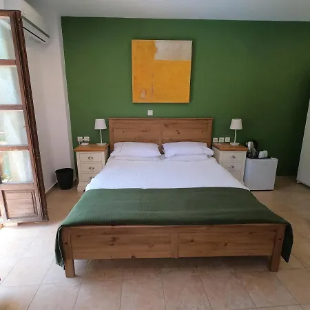 Old Olive Mill - Bed & Breakfast Maroulas